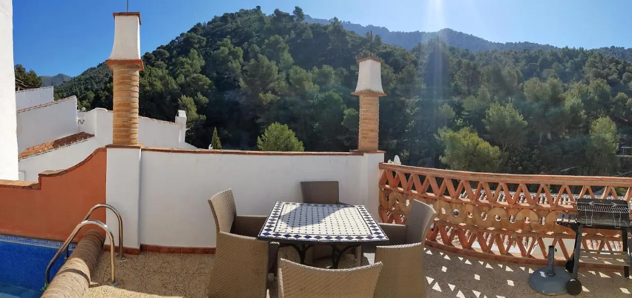 B&B The Lost Village El Acebuchal Frigiliana 3*,  Spanje
