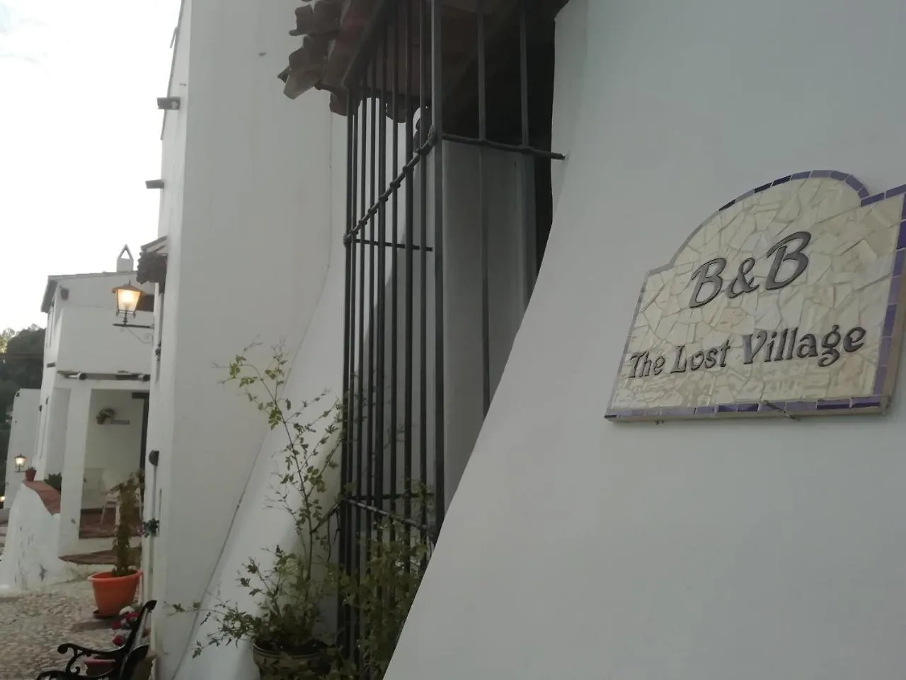*** Bed & Breakfast B&B The Lost Village El Acebuchal Frigiliana Spain